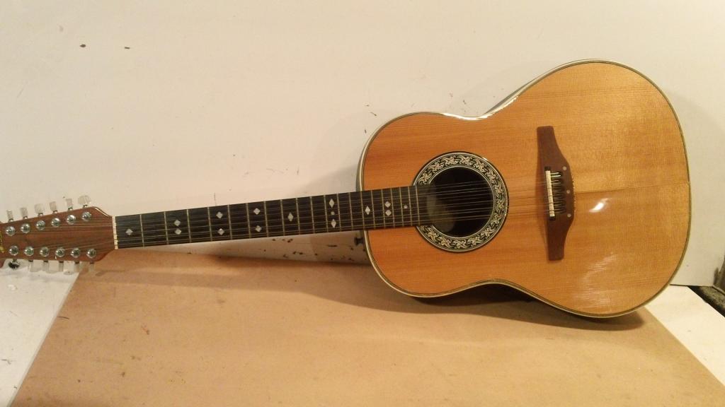 Ovation  Custom Balladeer 1755