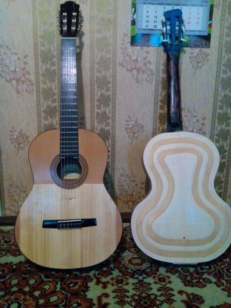 две гитары.jpg