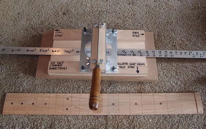 fret slotting jig 2.jpg