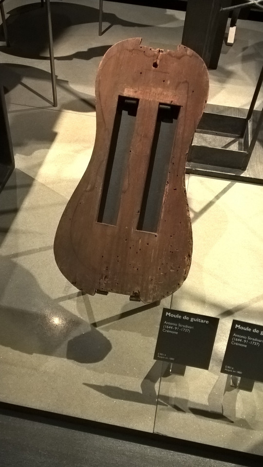 Форма Страдивари для сборки гитары